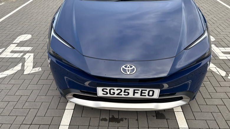 Toyota Prius 2.0 PHEV Design 5dr CVT Hatchback